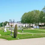 Stunning In Saint-pierre-en-auge With Wifi * Sainte-Marguerite-de-Viette