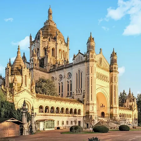 Cozy In Saint-pierre-en-auge