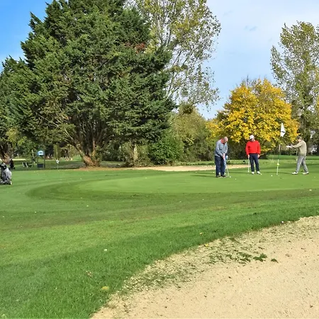 Cozy In Saint-pierre-en-auge * Sainte-Marguerite-de-Viette