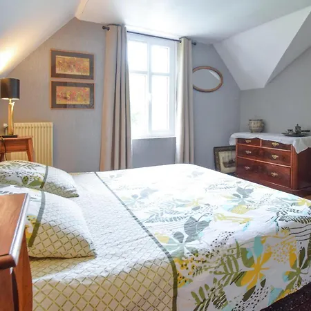 3 Bedroom Cozy In Saint-pierre-en-auge 度假居 *
