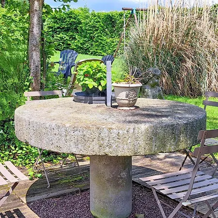 Awesome In Saint-pierre-en-auge With Kitchen Holiday home *