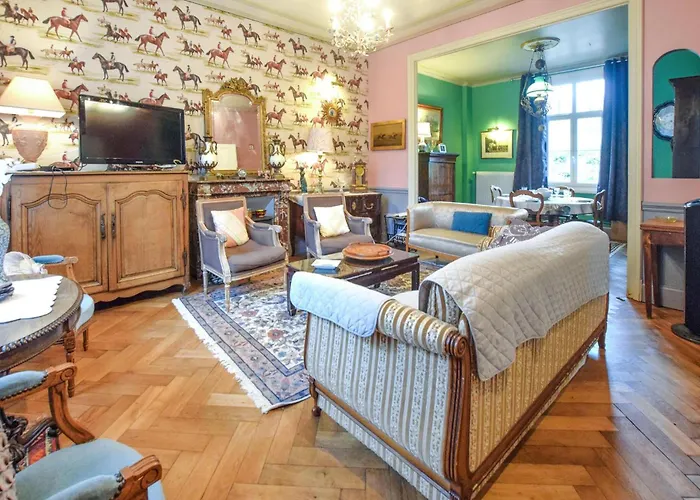 Cozy In Saint-pierre-en-auge Sainte-Marguerite-de-Viette